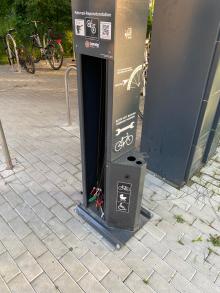 Entwendete Luftpumpe Ride & Bike Station